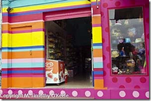 Santa Cruz colorful store-1blog